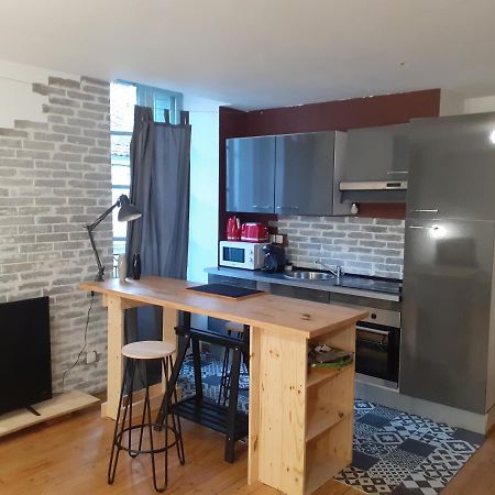 Au Coeur D'Une Ville Thermale جونزاك المظهر الخارجي الصورة